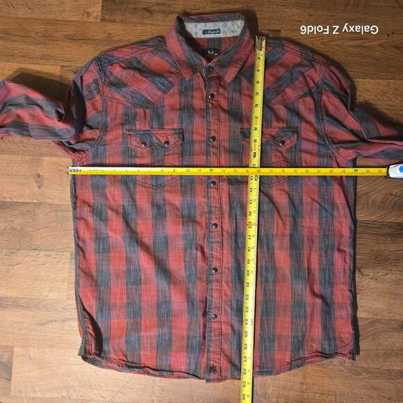 Moon shine red and black button down long sleeve size large - Picture 4 of 8